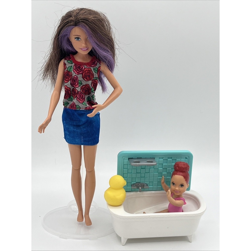 Barbie Skipper Babysitters Inc. Bath Time Playset Toddler Doll & Bathtub FXH05
